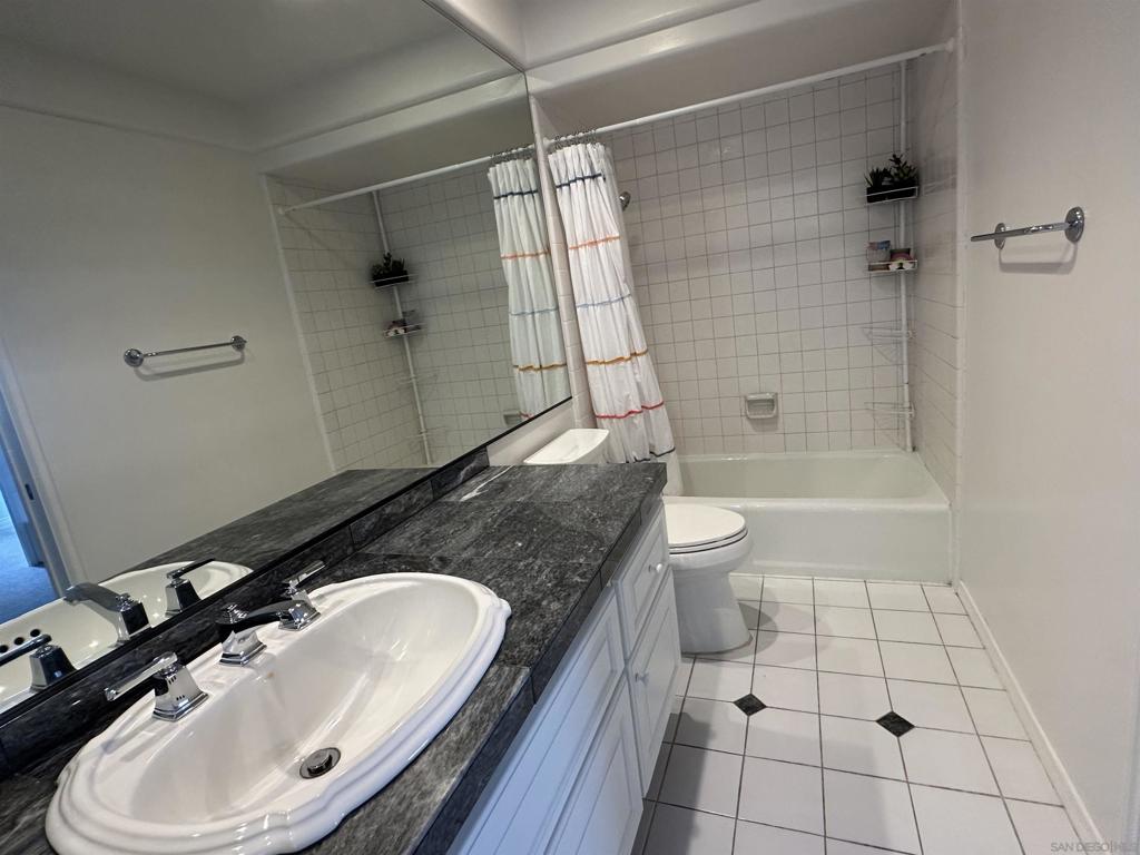 Rancho Santa Fe - Residential Lease