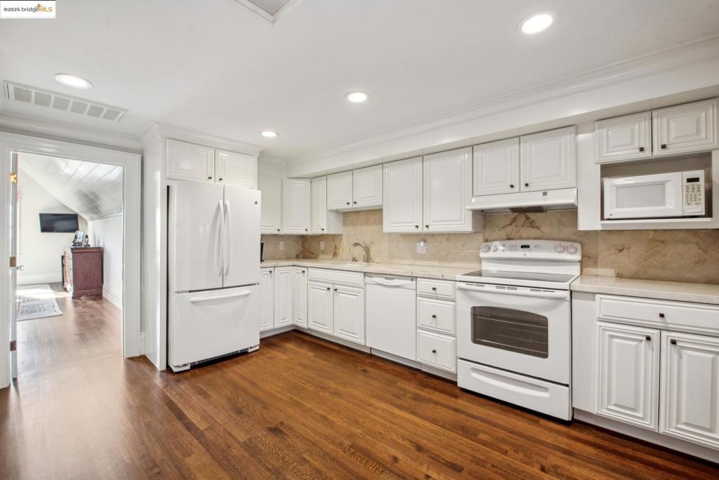 CENTRAL PIEDMONT - Residential