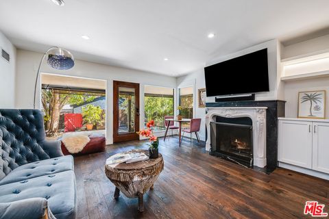 Photo of 4838 Coldwater Canyon Avenue, Sherman Oaks, CA 91423 (MLS # 25551091)