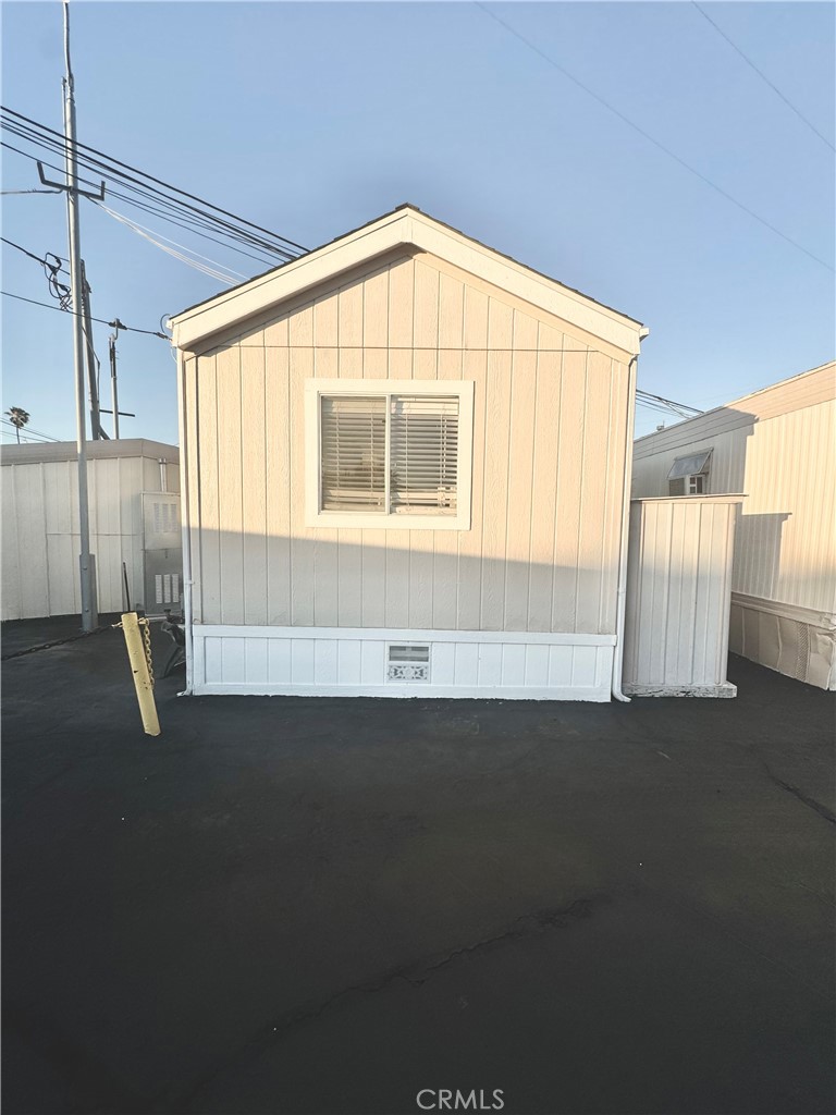 20315 Denker Avenue 34