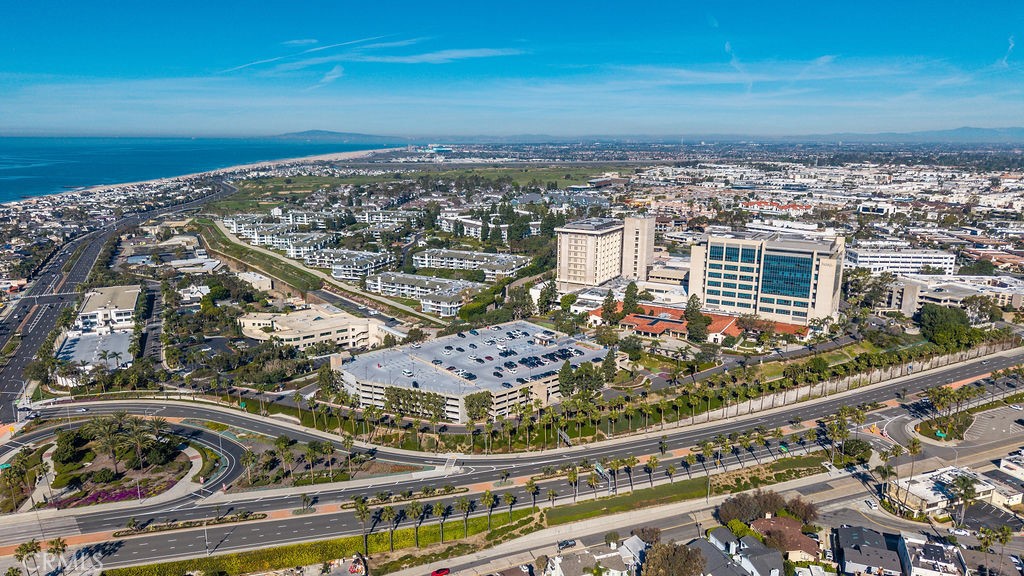 101 SCHOLZ PLAZA PH18