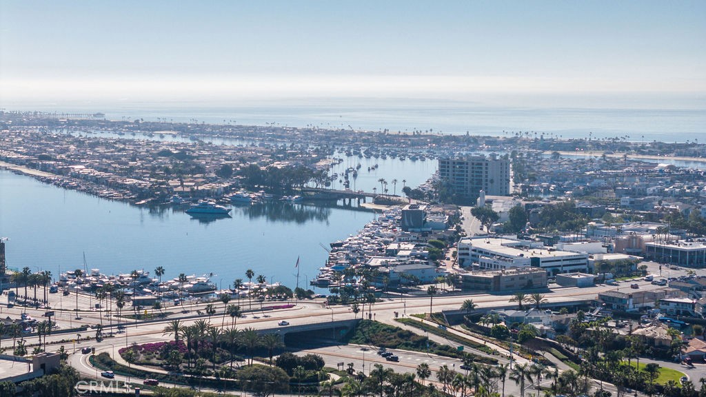 101 SCHOLZ PLAZA PH18