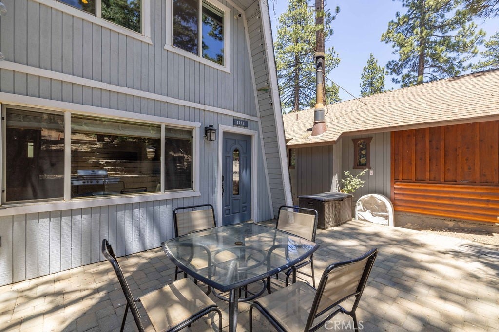 1111 W Alta Vista