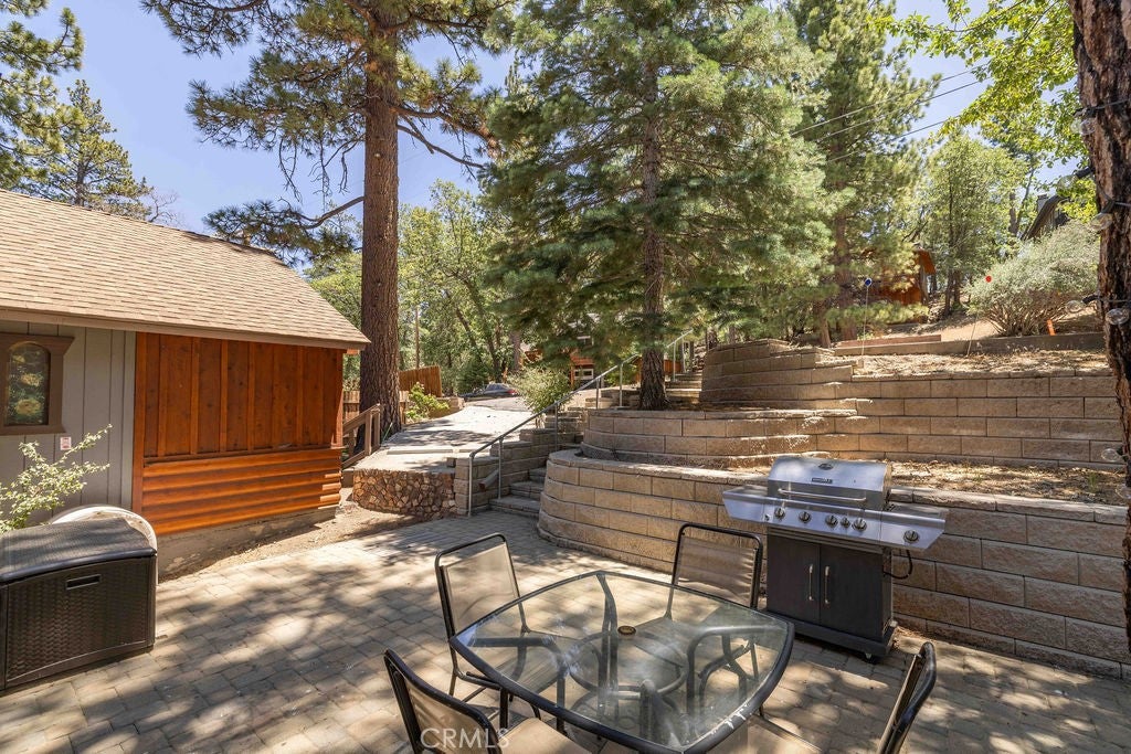1111 W Alta Vista