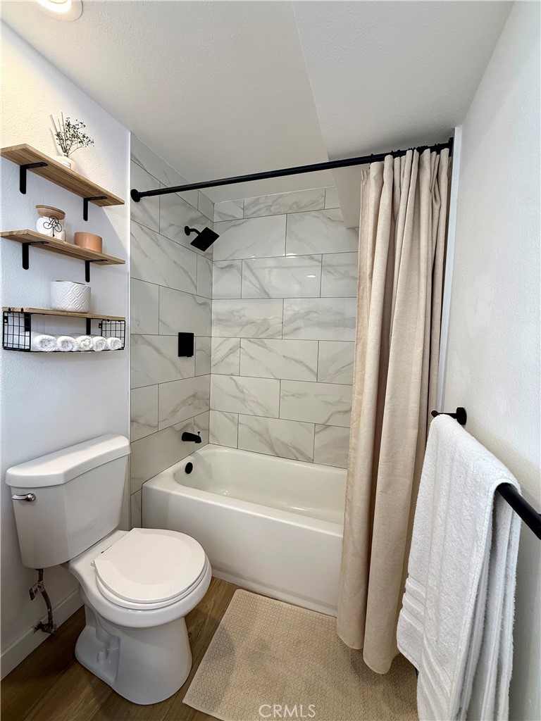 Marina Pacifica (MRP) - Residential Lease