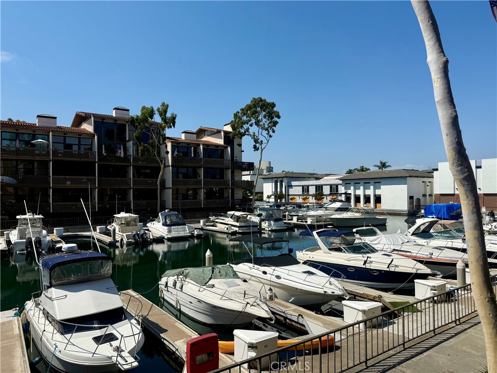 Marina Pacifica (MRP) - Residential Lease