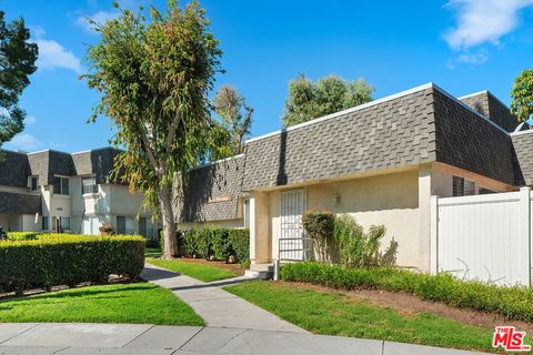 Photo of 6521 Wystone Avenue #1, Reseda, CA 91335 (MLS # 26670633)