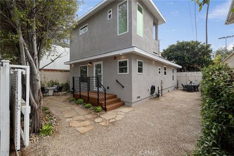 Photo of 724 San Miguel Avenue, Venice, CA 90291 (MLS # SB25248421)