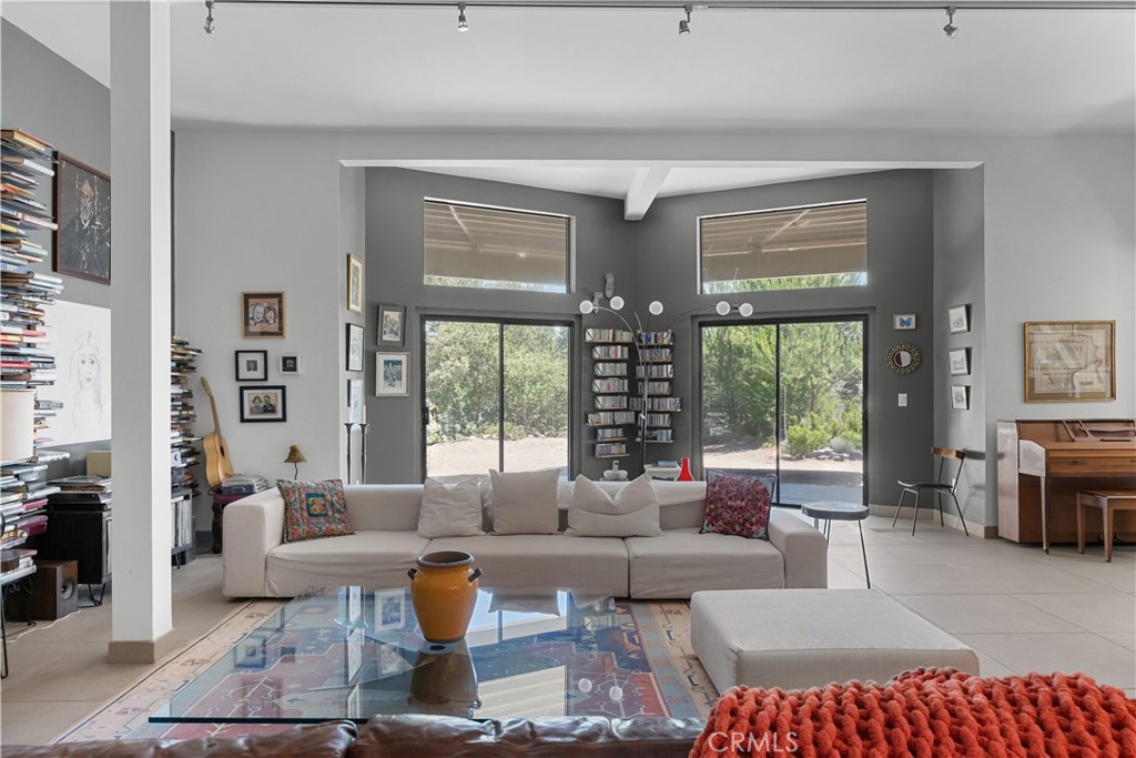 1012 Upper Los Berros Road