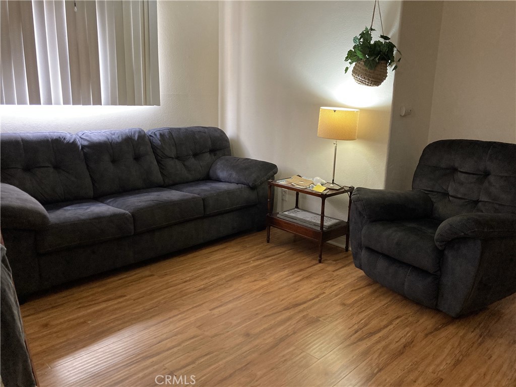 This is the one you have been waiting for! 2 blocks to ocean/main street/pier. 1 bedroom/1 bath duplex unit. Unit includes water/trash. Can come fully or partially furnished. Laundry inside shared 1 car garage. Unit features a dishwasher, fridge, closet space, and all laminate or tile flooring.