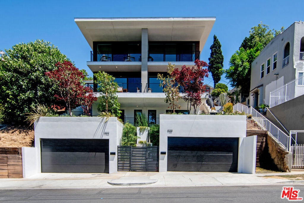 1122 N Coronado Street, Los Angeles CA 90026