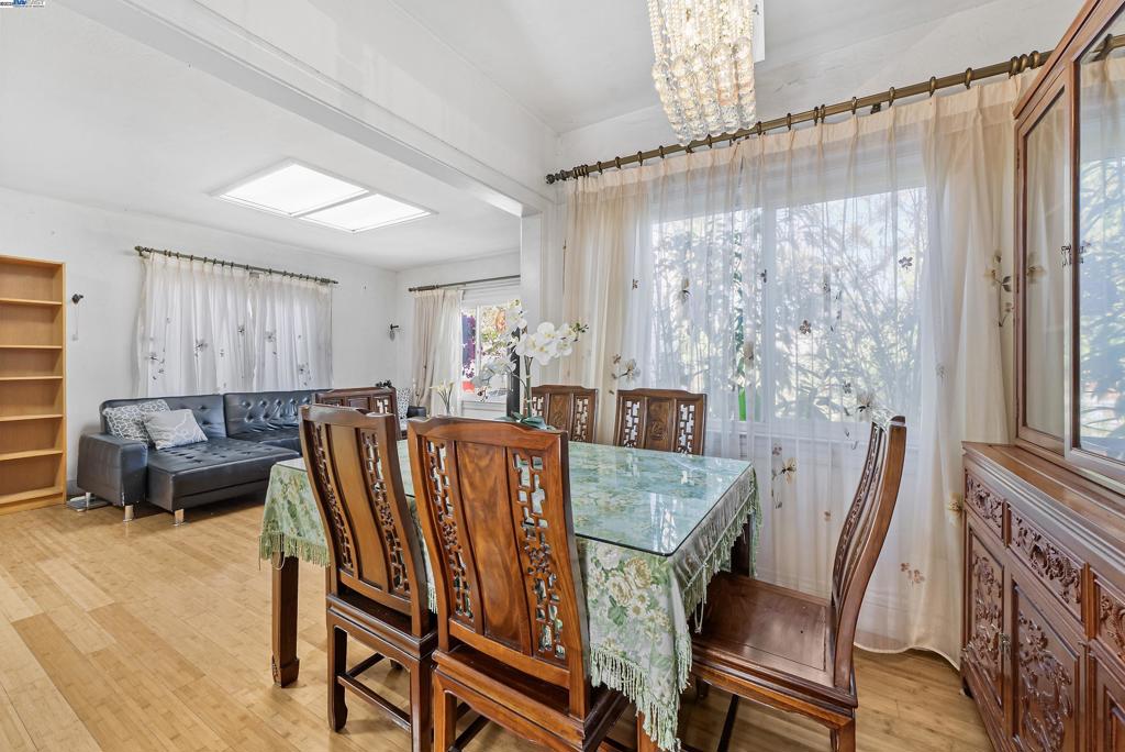 BROADMOOR - Residential