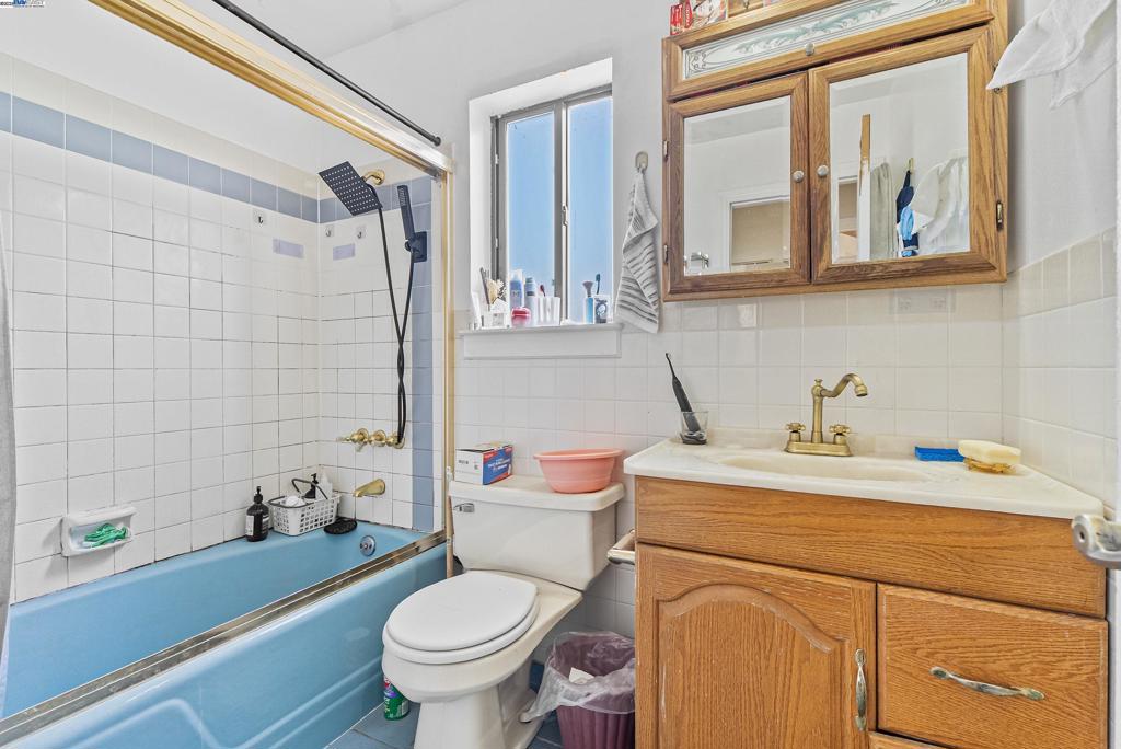 BROADMOOR - Residential