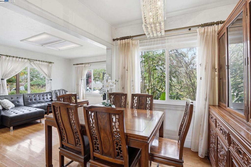 BROADMOOR - Residential