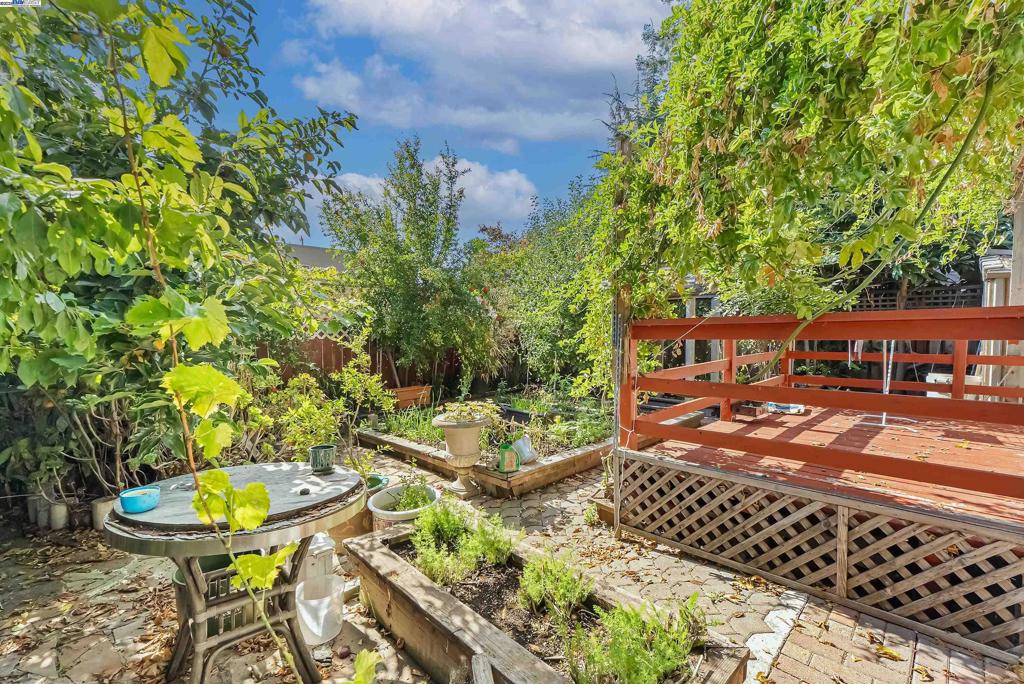 BROADMOOR - Residential