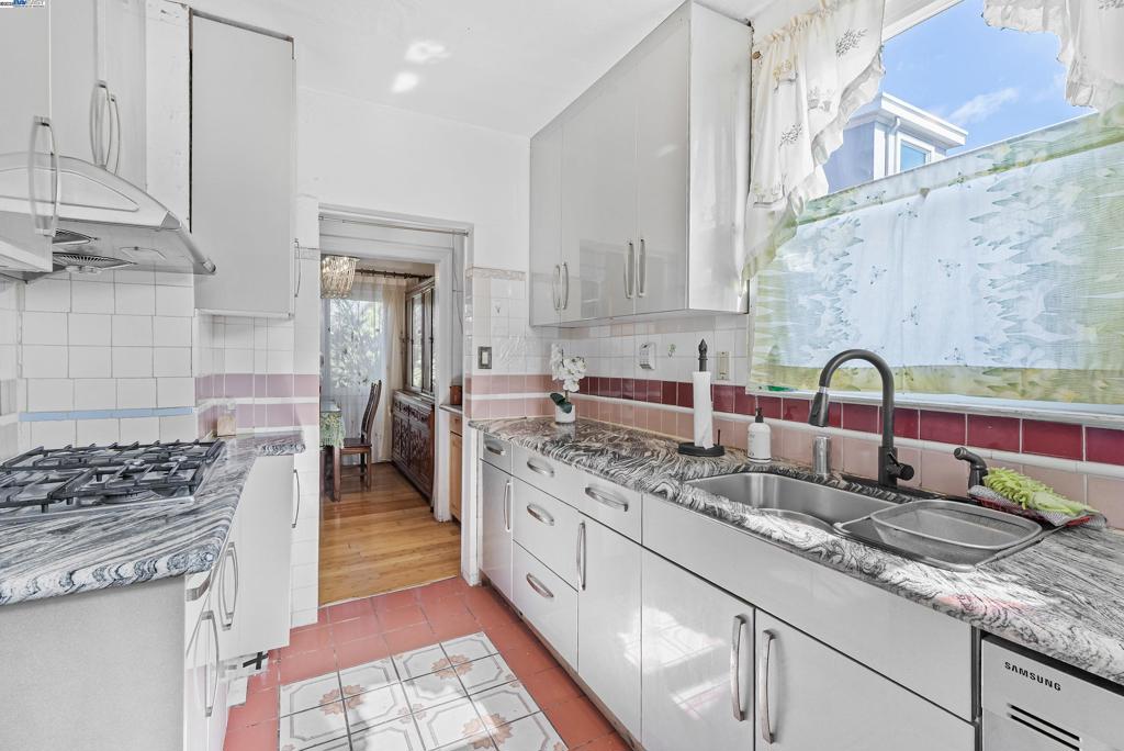 BROADMOOR - Residential