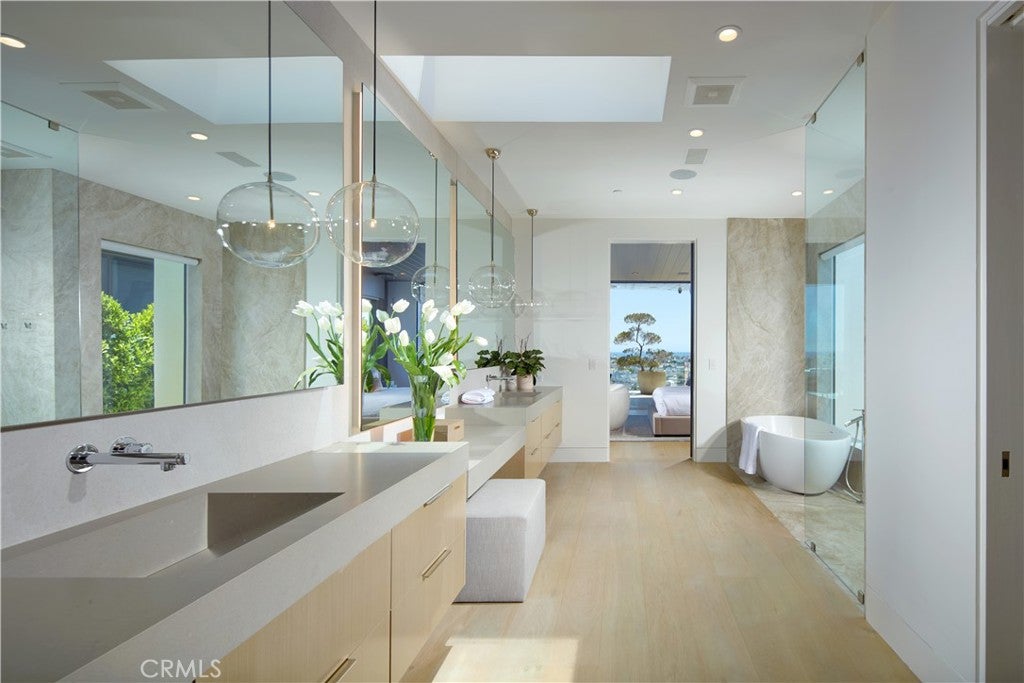 1201 Dolphin Terrace, Corona Del Mar CA 92625 - Photo 25