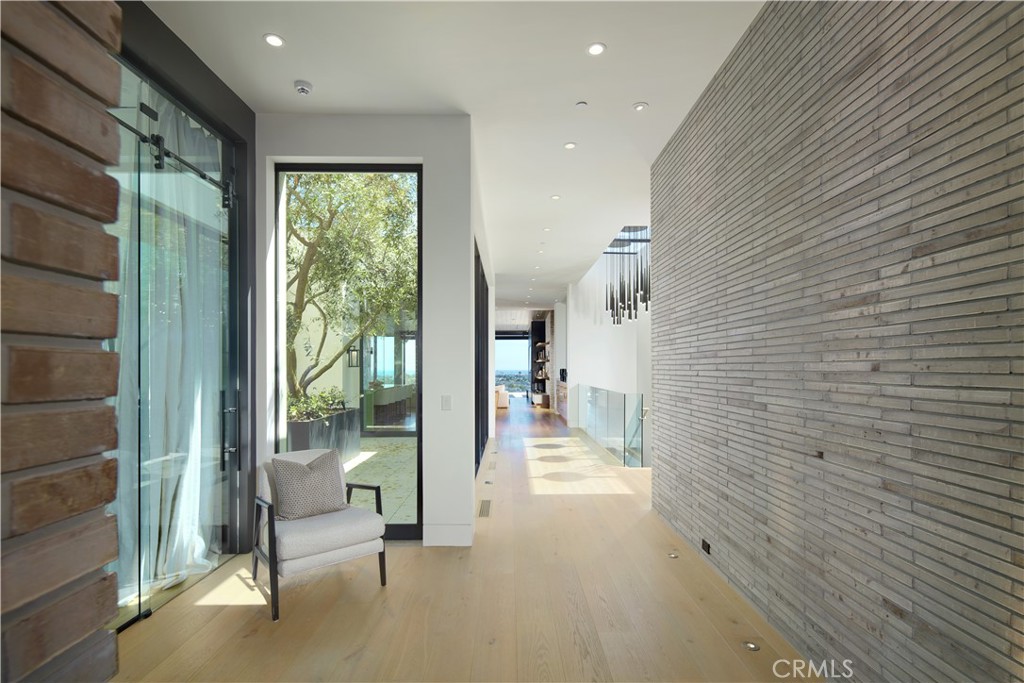 1201 Dolphin Terrace