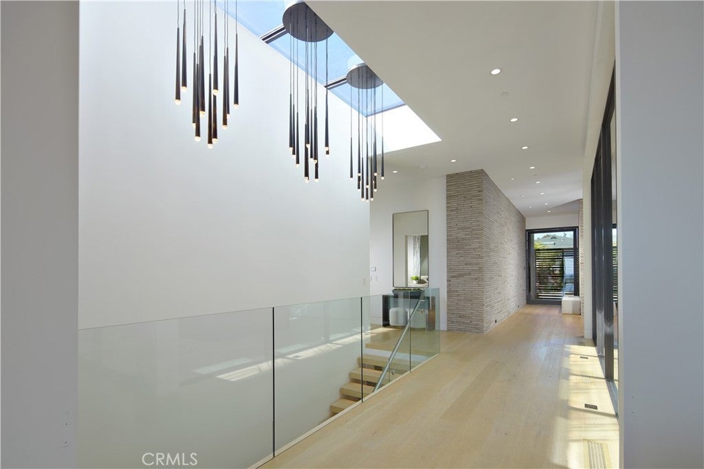 1201 Dolphin Terrace, Corona Del Mar CA 92625 - Photo 6