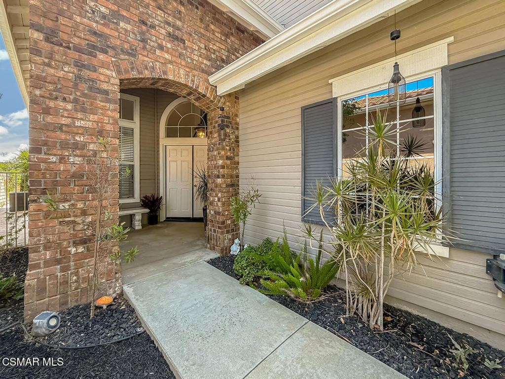 2350 Laurelwood Drive
