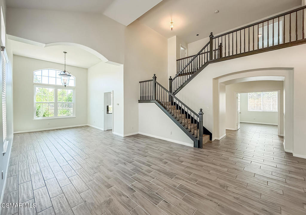 2350 Laurelwood Drive