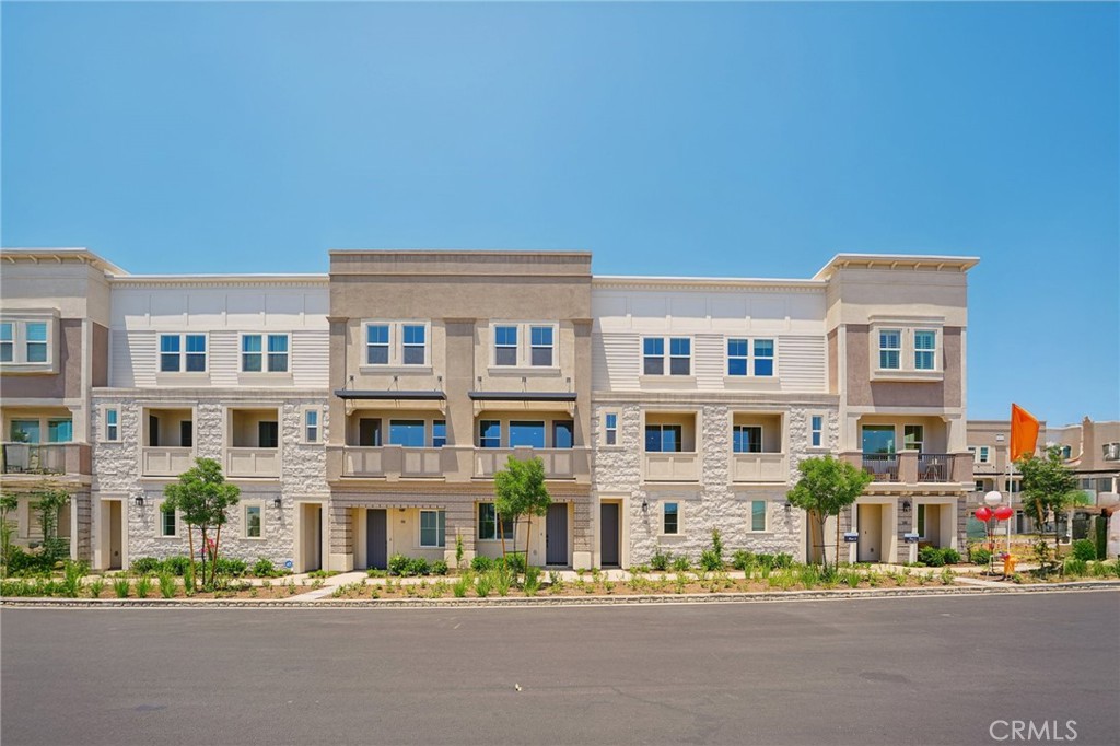 Towns on First, City Ventures’ newest community in the heart of downtown Upland. Lot 11 features solar, stainless kitchen appliances, attached 2 car garage with direct access, deck, LED lighting and more.