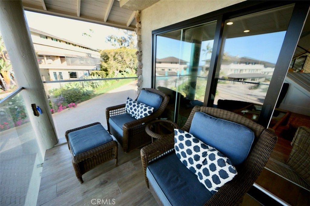 Photo of 22 Blue Lagoon, Laguna Beach, CA 92651 (MLS # LG25237904)