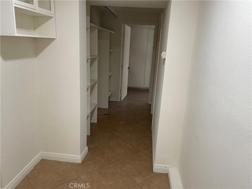 12262 Orangewood