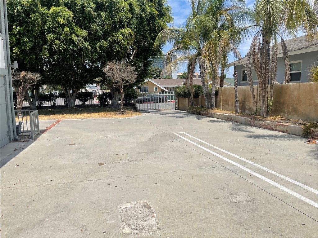 12262 Orangewood