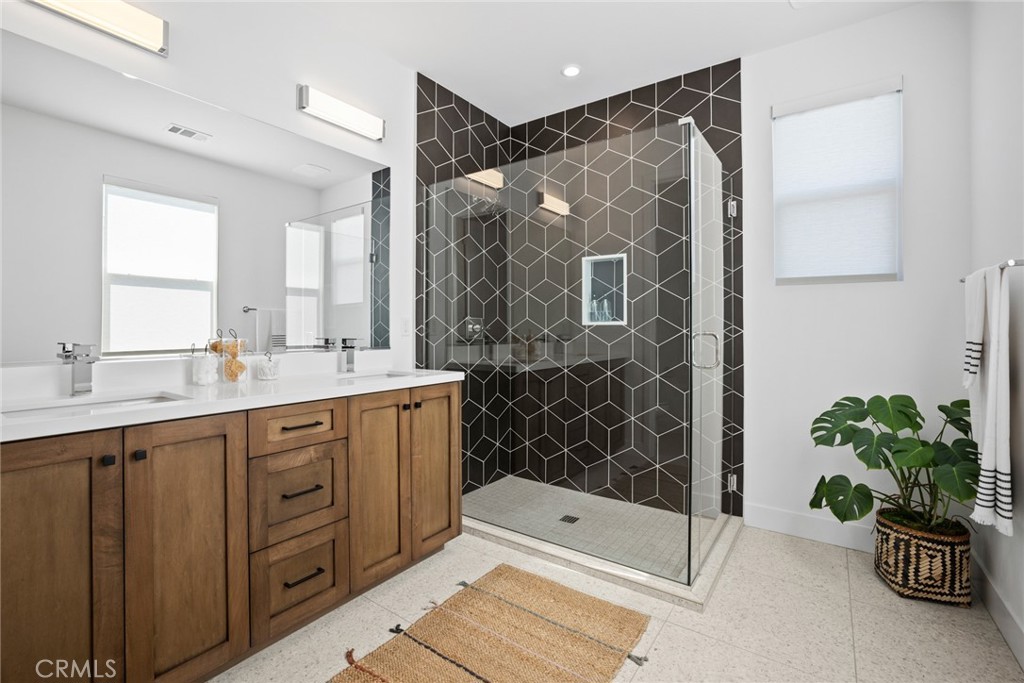 Santa Ana Heights Residential (SAHR) - Residential Lease
