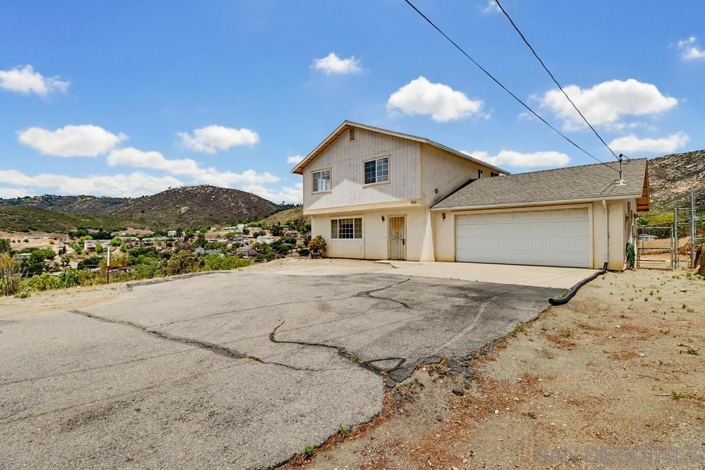 833 Cochran Trl