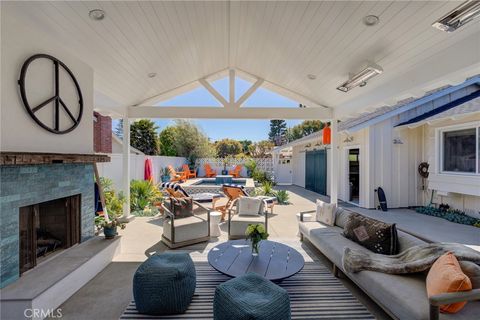 Photo of 138 Paseo De Gracia, Redondo Beach, CA 90277 (MLS # SB26056154)