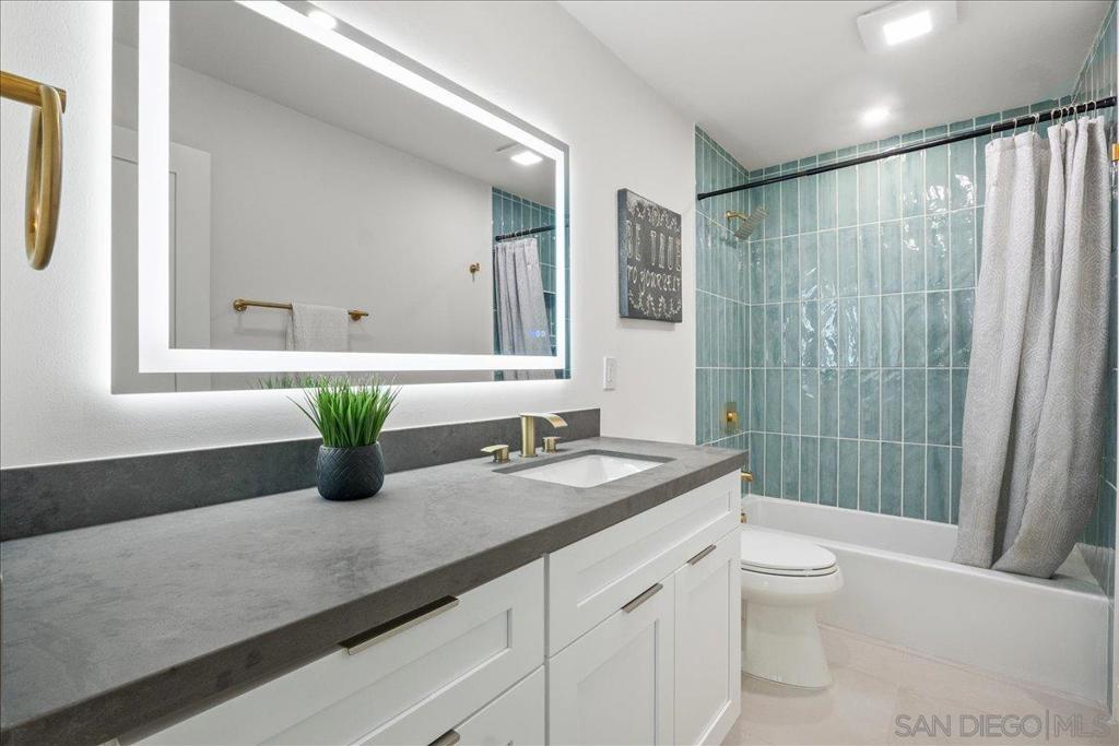 928 Diamond St Unit 1