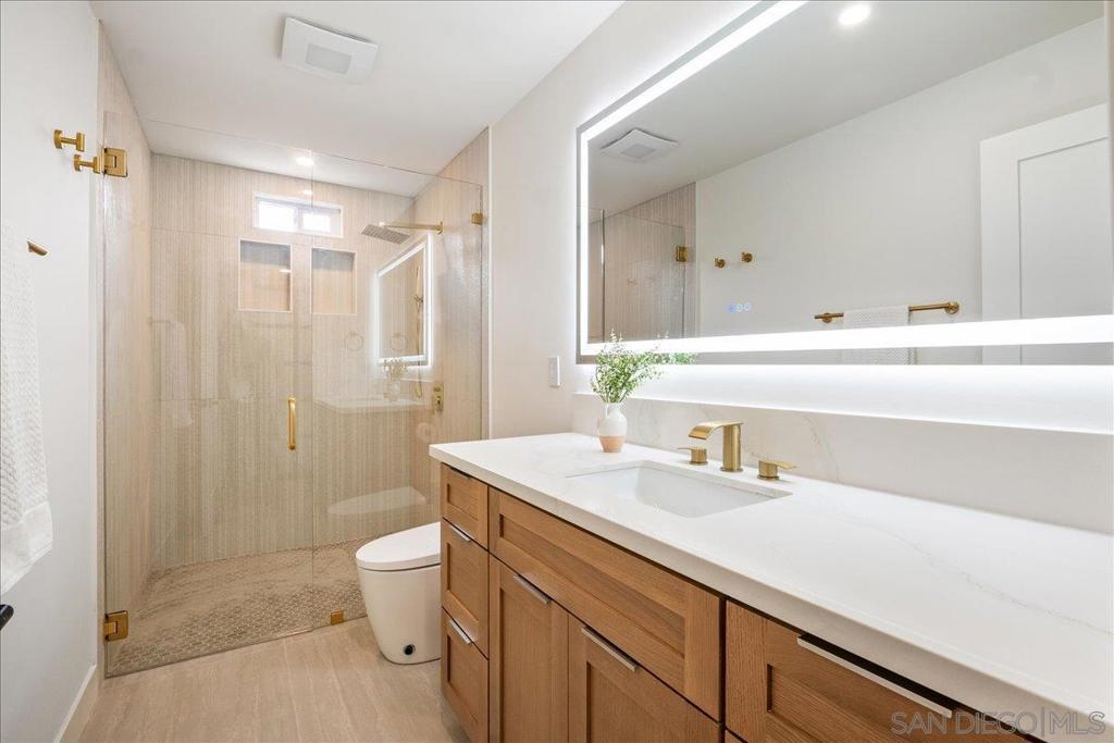 928 Diamond St Unit 1