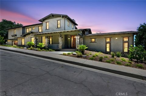 Photo of 600 Baldwin Court, Sierra Madre, CA 91024 (MLS # AR26001885)