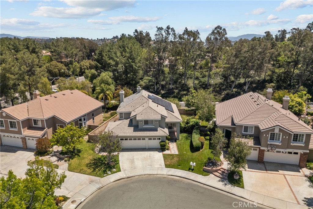 27360 Chesterfield Drive