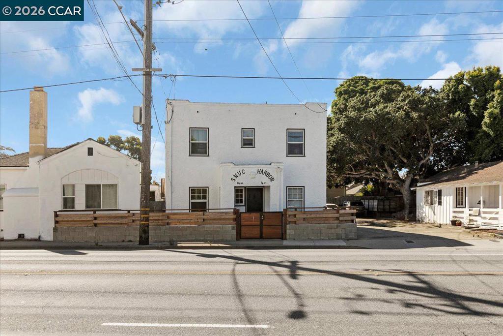 1230 Del Monte Ave