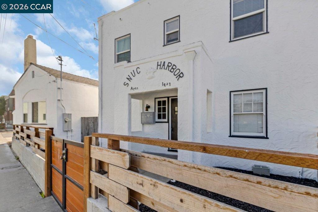 1230 Del Monte Ave