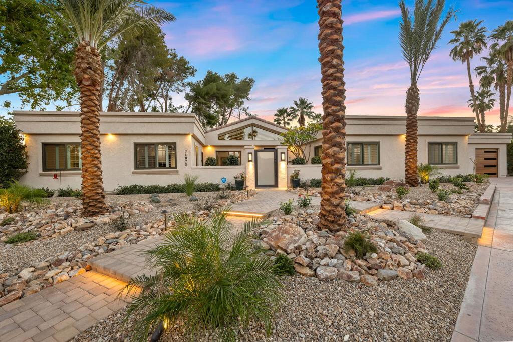74075 Covered Wagon Trail