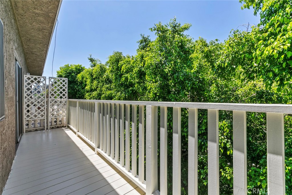 4859 Coldwater Canyon 12