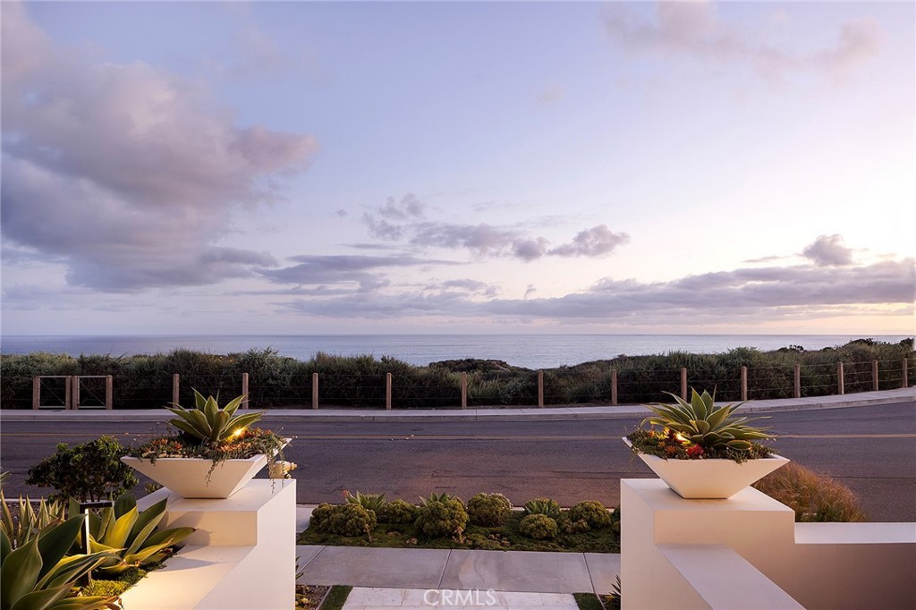 Sea Summit - Residential