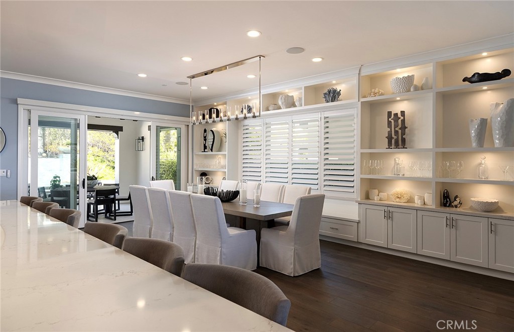 Sea Summit - Residential