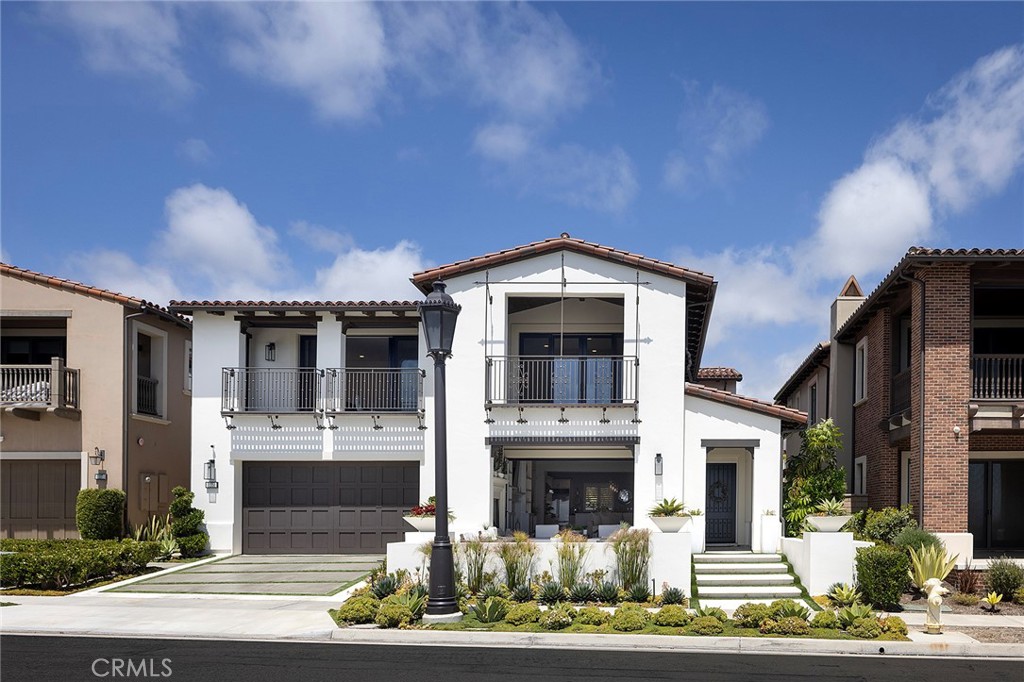 Sea Summit - Residential