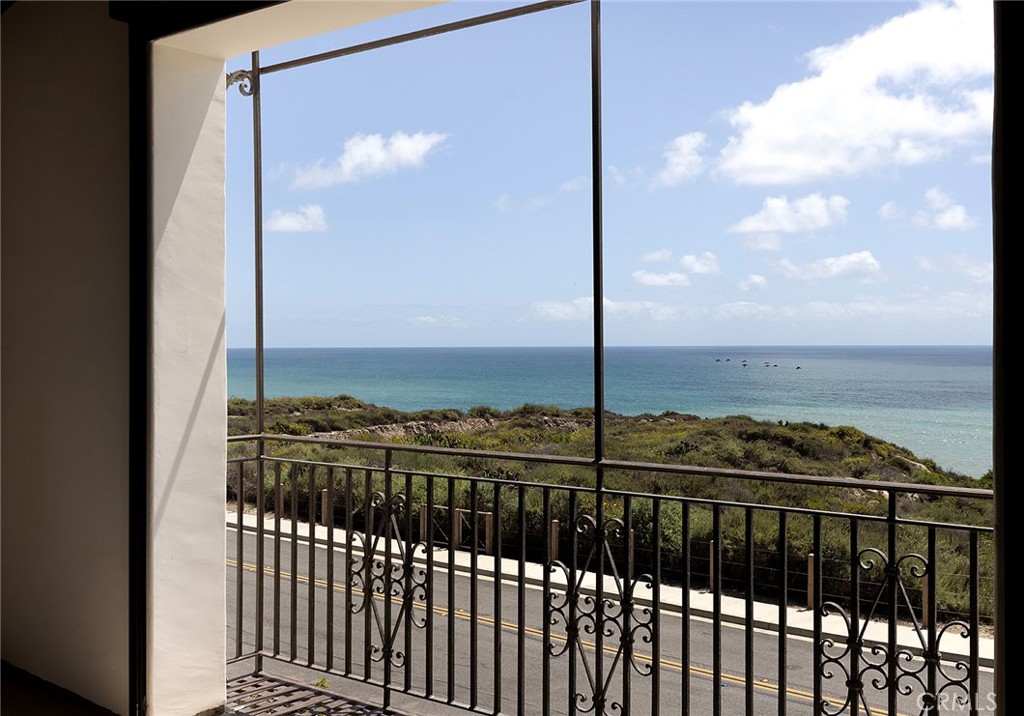 Sea Summit - Residential