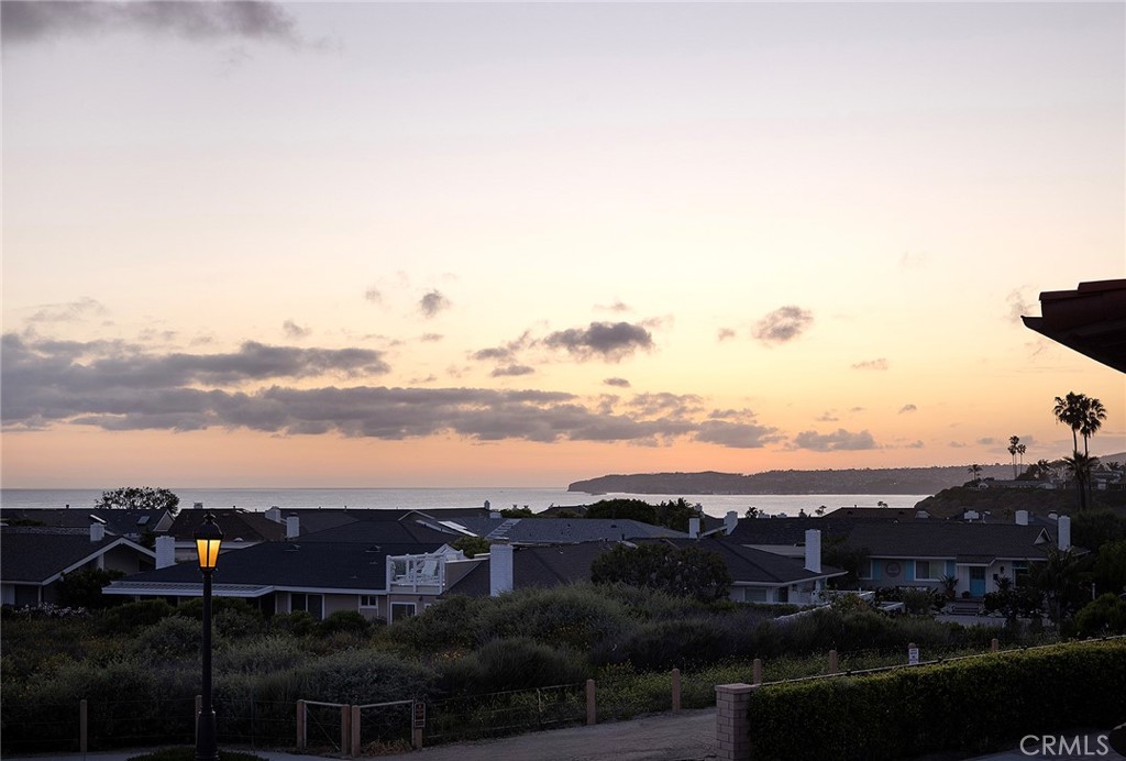 Sea Summit - Residential