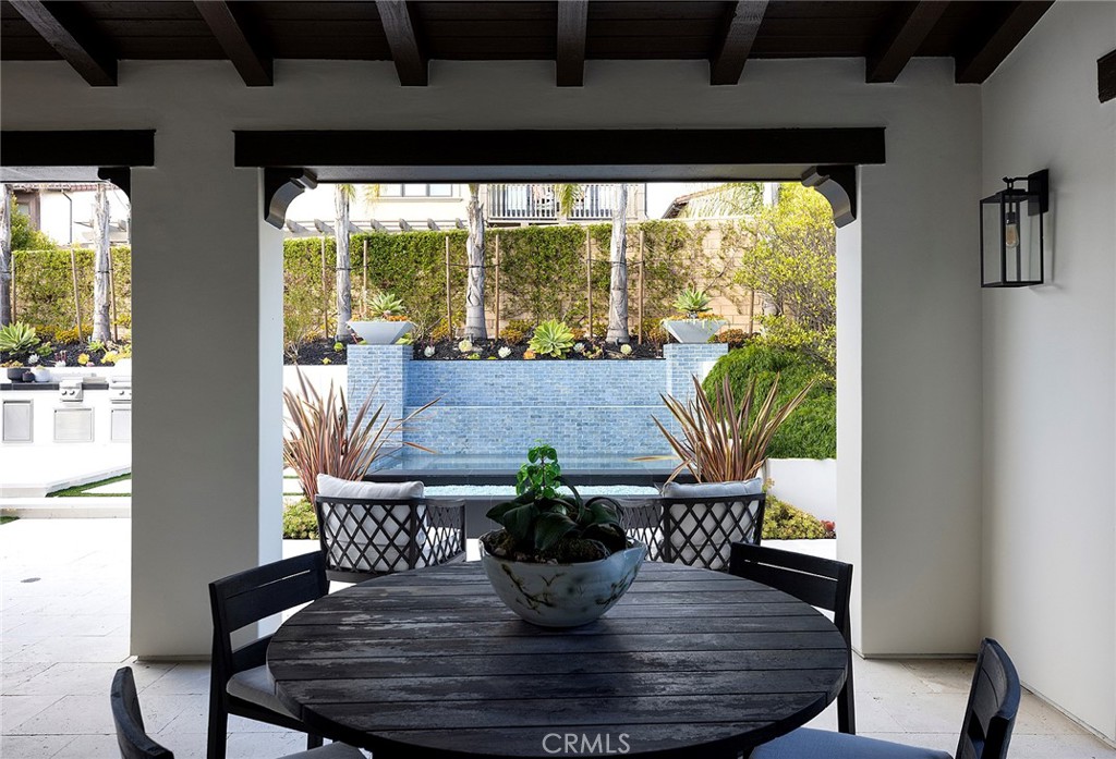 Sea Summit - Residential