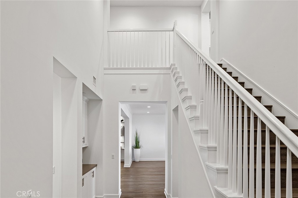 Sea Summit - Residential