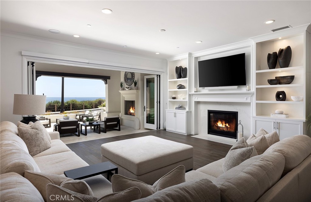 Sea Summit - Residential