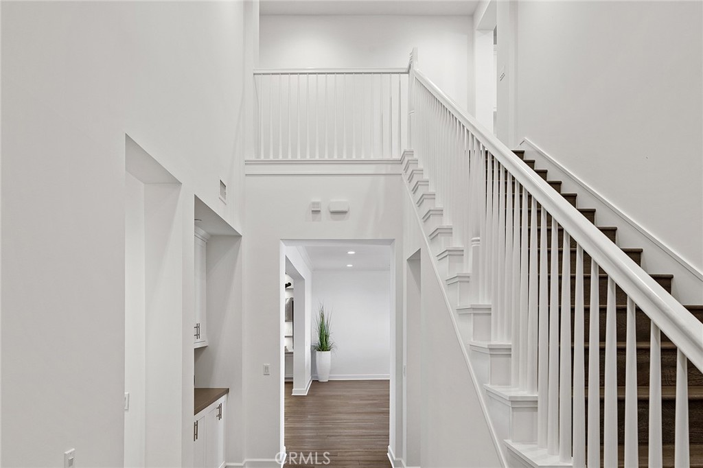 Sea Summit - Residential