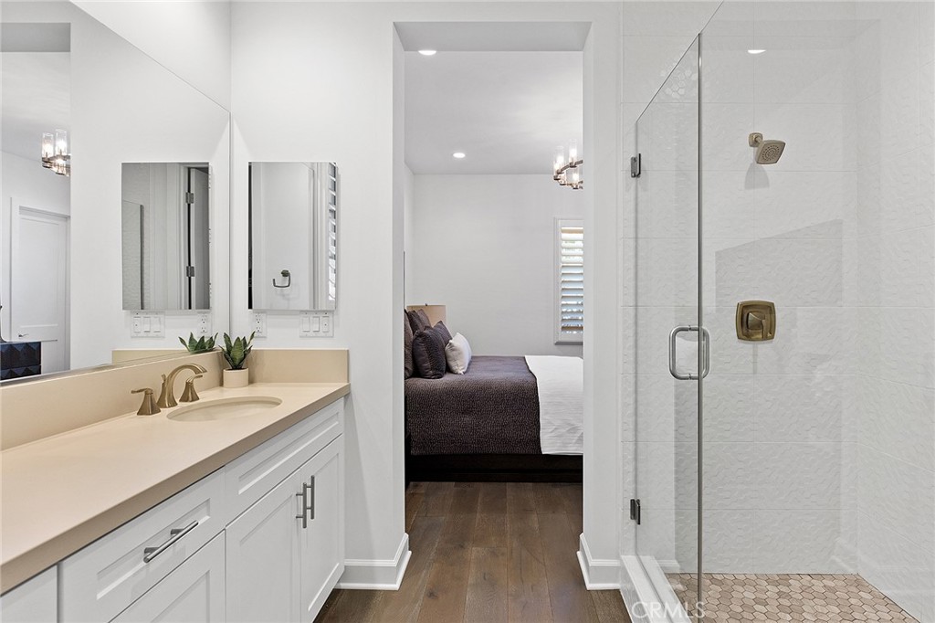 Sea Summit - Residential